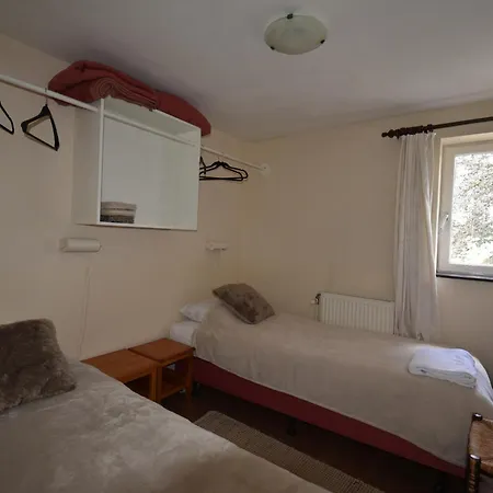Apartment Meschermolen 14